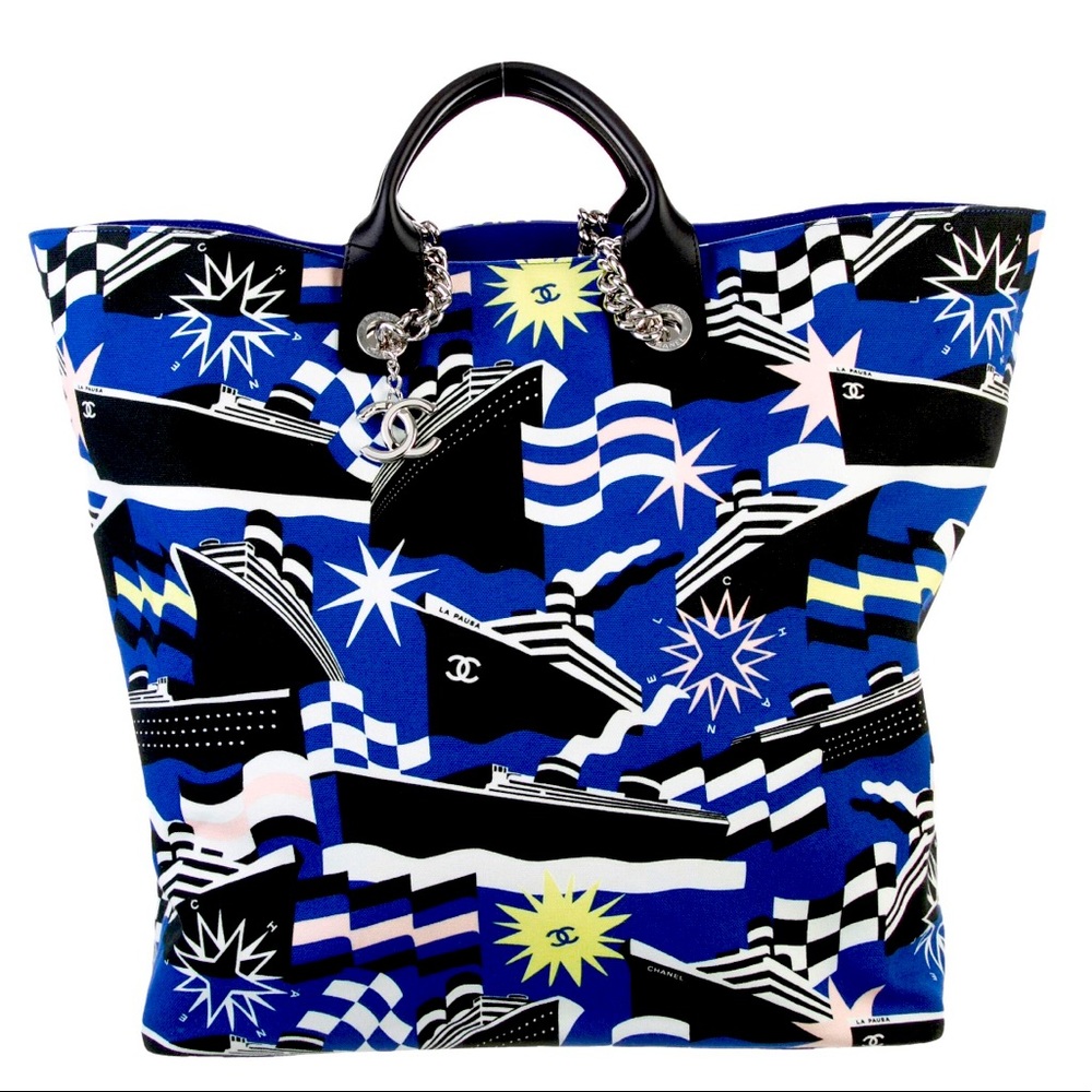 CHANEL LA PAUSA BAY LARGE SHOPPING TOTE